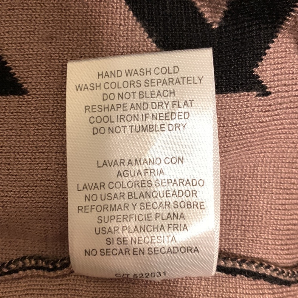 Incredibly Comfortable Flattering Sweater Dress S… - image 7